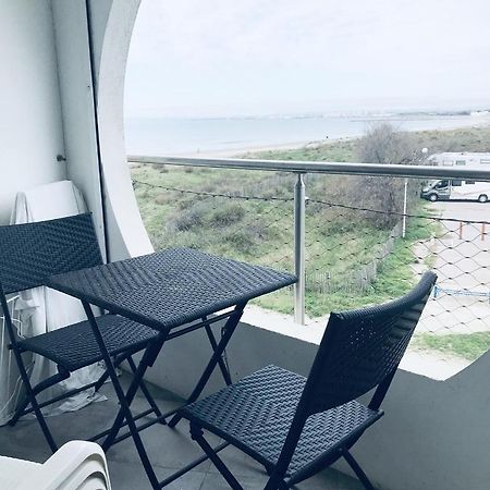 As18656 - Grand Studio Vue Mer, Direct Sur Plage Avec Parking Prive Le Grau-du-Roi Exteriör bild