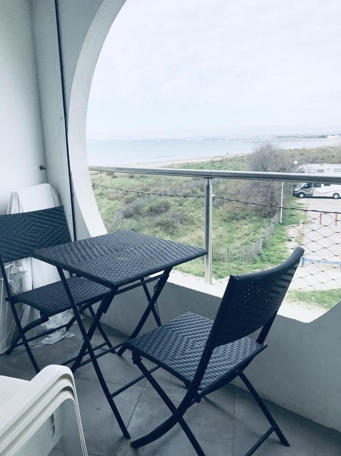 As18656 - Grand Studio Vue Mer, Direct Sur Plage Avec Parking Prive Le Grau-du-Roi Exteriör bild